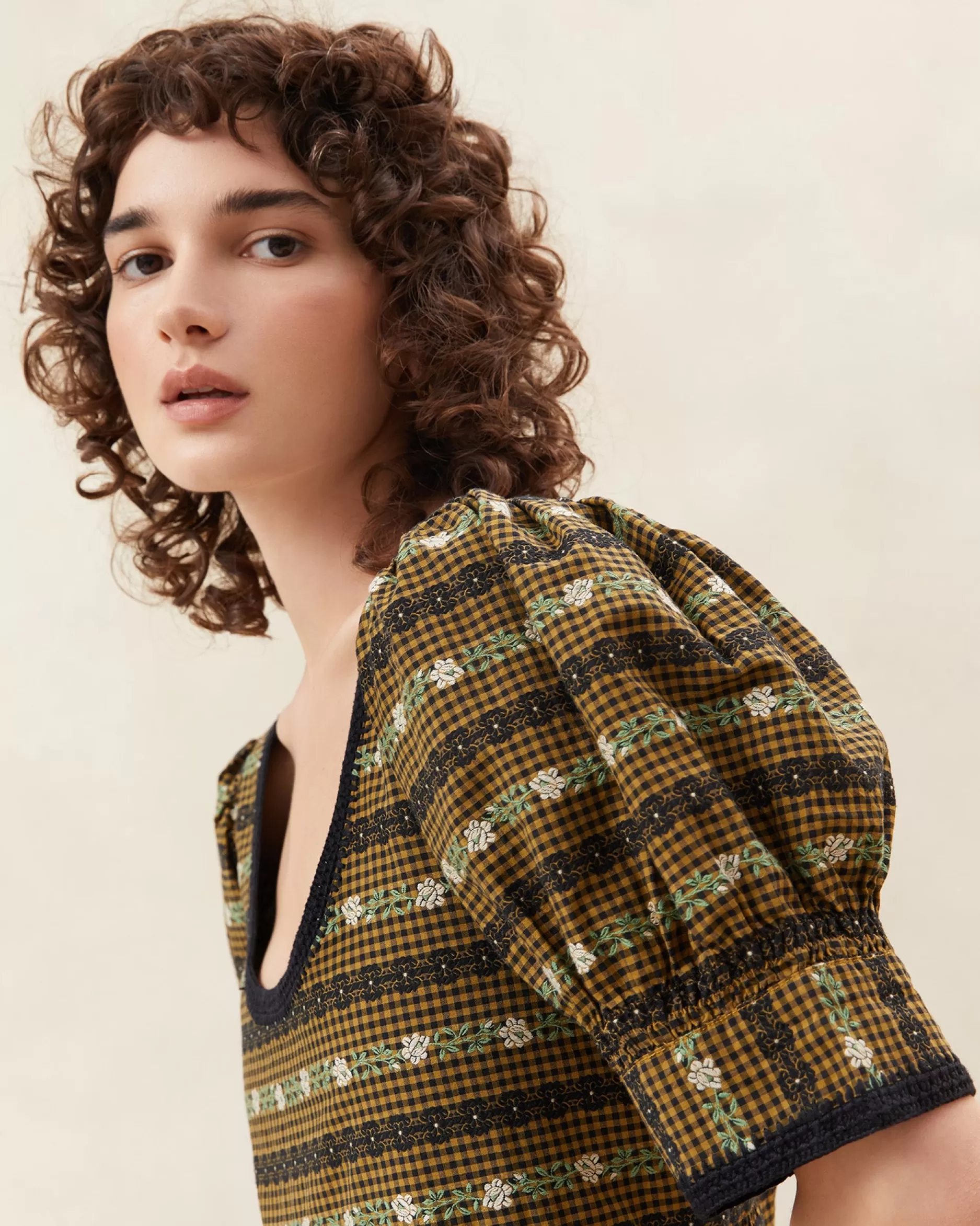 gillian_blue_floral_puffsleeve_dress_7.webp Loeffler Randall Gillian Blue Floral Puff-Sleeve Dress